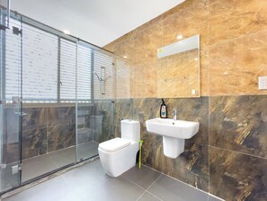 Villa, 4 Bedrooms | Bathroom