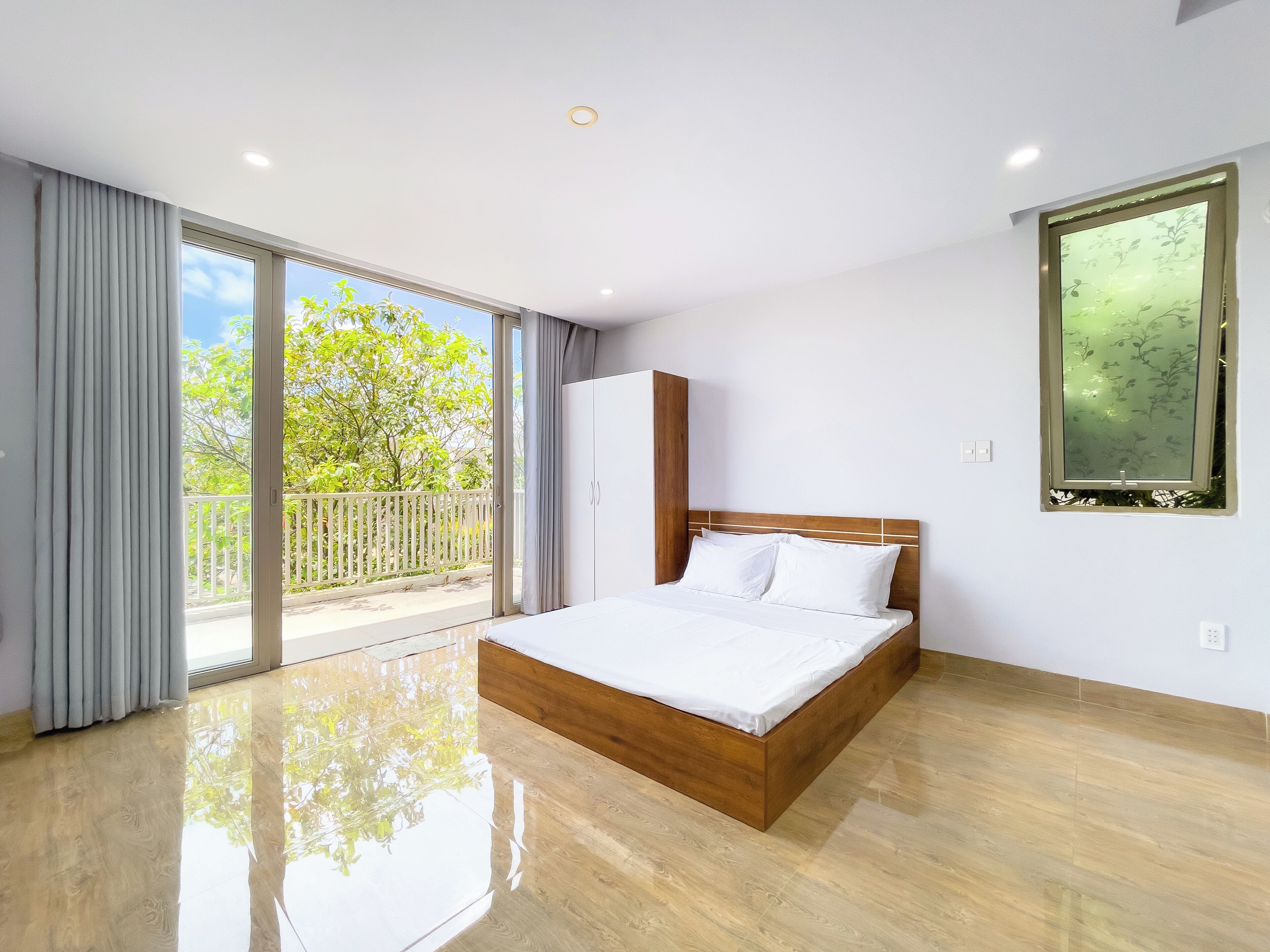 Villa, 4 Bedrooms | Desk, laptop workspace, blackout drapes, soundproofing