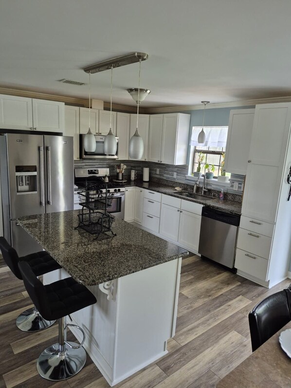 Microwave, oven, stovetop, dishwasher