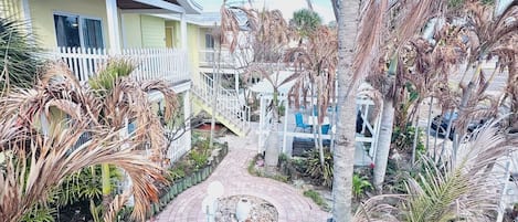 Chambre Prestige double, vue sur le jardin | Terrasse/patio