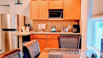 Microwave, stovetop, dishwasher