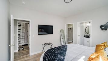 3 bedrooms, WiFi, bed sheets