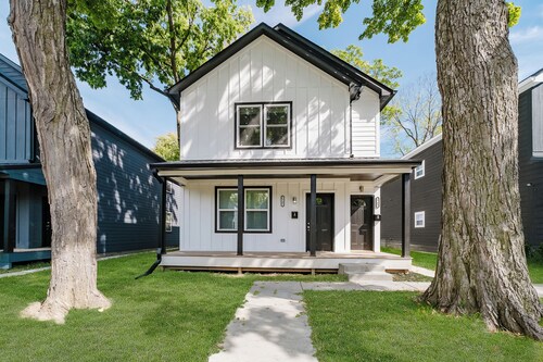 BRAND NEW Spacious and Uniquely Musical Home near Downtown Indianapolis!