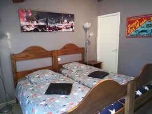 Classic Room, Patio, Garden View | Free WiFi - Mas des Olivettes Estingoy Georges  (Montauriol)