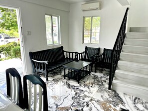 Family House, Balcony, Park View | Living area