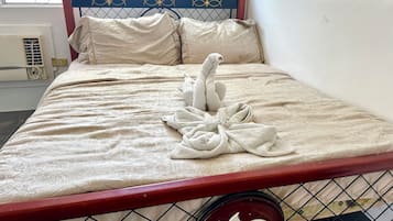 Family House, Balcony, Park View | Free WiFi