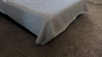 1 makuuhuone, työpöytä, ilmainen Wi-Fi, vuodevaatteet