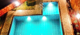 Marvelous 3-bedroom apartment in Panchgani.Balcony facing valley.