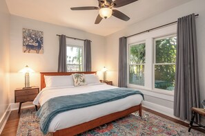 2 soverom, strykejern/-brett, reiseseng for barn og wi-fi (inkludert)