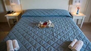 In-room safe, desk, laptop workspace, blackout curtains