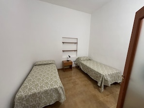 2 camere, ferro/asse da stiro, Wi-Fi, lenzuola