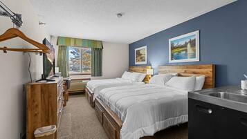 Tabla de planchar con plancha, cuna de viaje y wifi