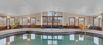 Standard Queen Room|Cozy Stay Near Gull Lake