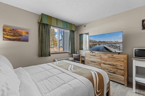 Nisswa Hotel & Suites Upper Gull Lake Single Queen · Kitchenette