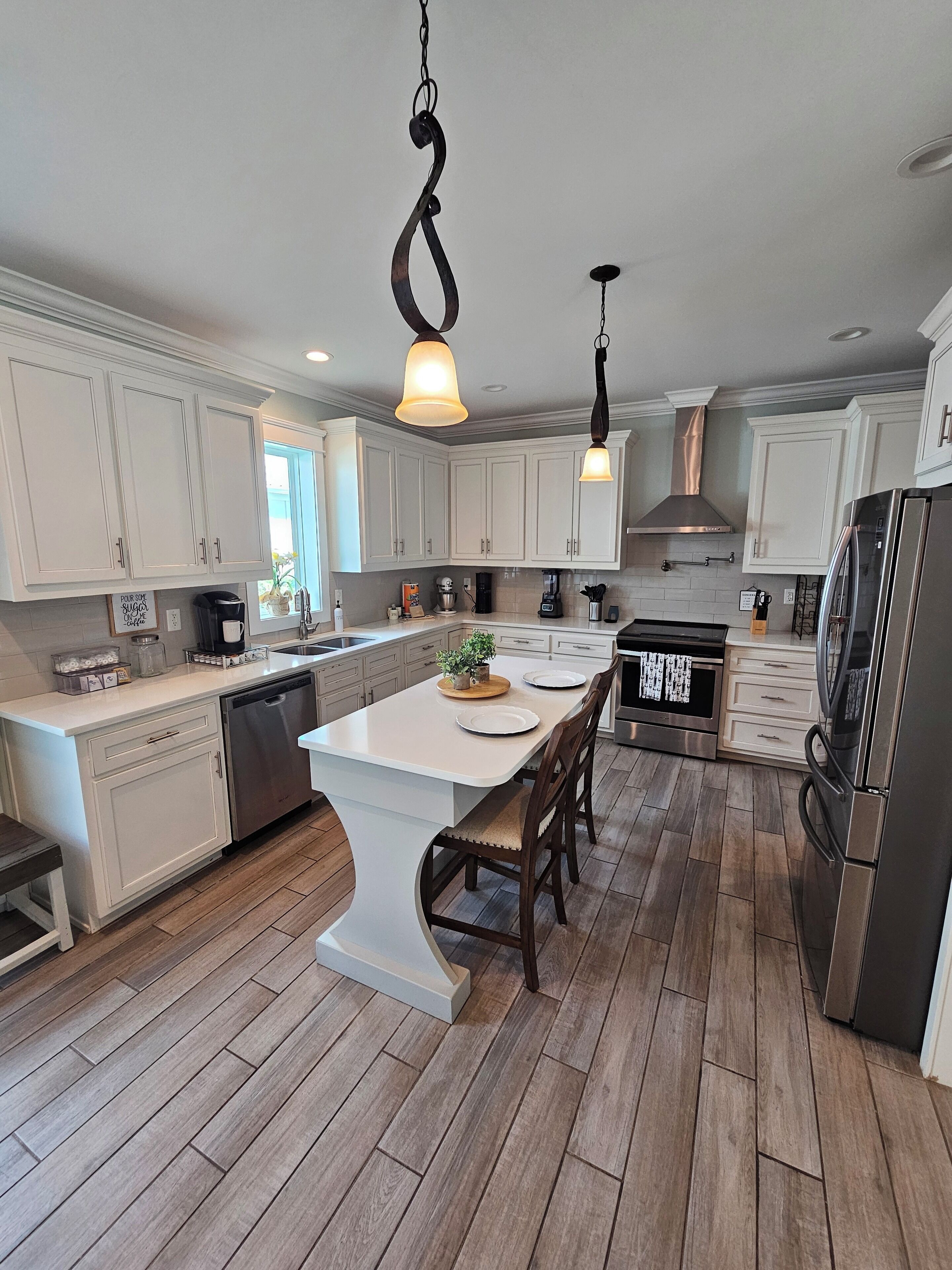 Microwave, oven, stovetop, dishwasher