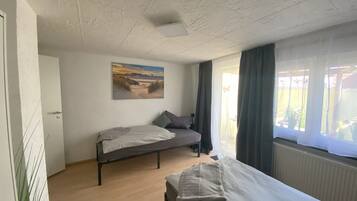 3 Schlafzimmer, Bügeleisen/Bügelbrett, WLAN, Bettwäsche