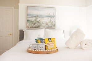 1 bedroom, iron/ironing board, Internet, bed sheets