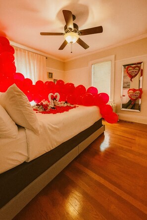 1 bedroom, iron/ironing board, internet, bed sheets