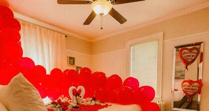 Charming & Cozy Stay Just Minutes from Boston