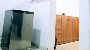 Ảnh chưa phân loại, 3 trong số 17 ảnh, nút
