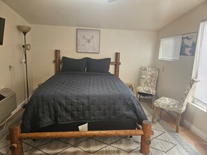 3 bedrooms, iron/ironing board, travel crib, WiFi