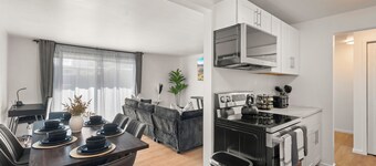 Gray Oasis 1 Bed + 1Bath Apartment in Fremont