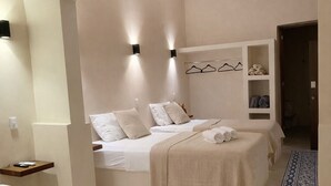 Standard Double or Twin Room, Patio, Pool View | WiFi (free) - Chulel Hotel Origen (Mérida)