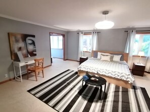 3 chambres, fer et planche à repasser, Wi-Fi gratuit, draps fournis