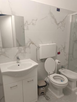 B&B Cavallotti 4 | Salle de bain