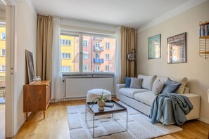 Books - The Best Apartment in Stylish Sodermalm Stockholm (Stockholm)
