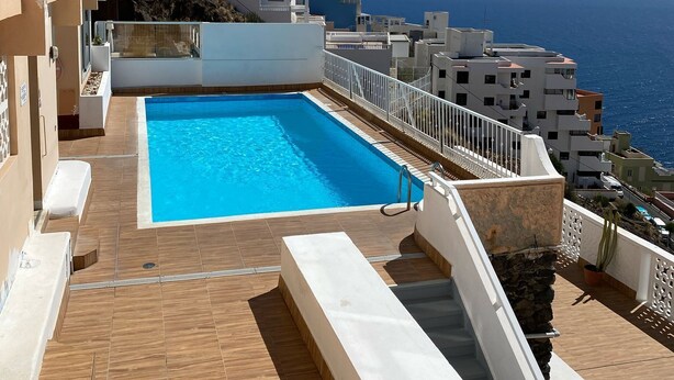 Pool - Fantastic apartment with lake view and two pools. 5 min walk to the sea. (Tabaiba)
