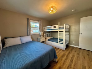 2 bedrooms, free WiFi, bed sheets