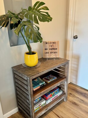 Game room - Big Chapman Lake Escape (Warsaw)