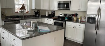 Magnolia Shore II is a single 4 bed house available off summer season 964forboth