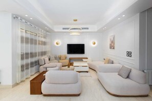 Living area - 7BD Villa With Pool & Garden (6th of October City)