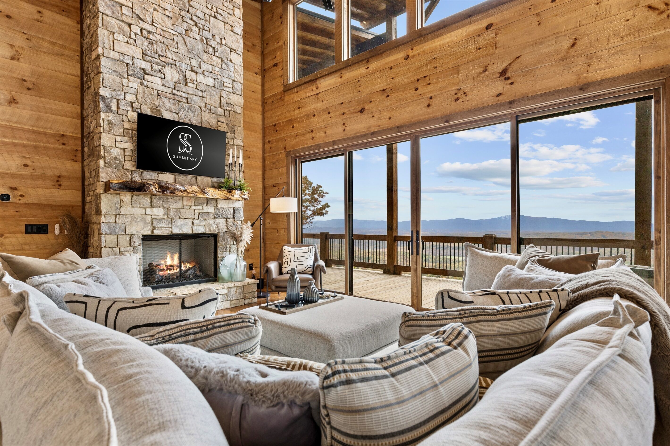 المنشأة من الداخل