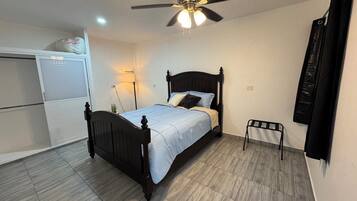 2 dormitoris, planxa i posts de planxar, wifi i roba de llit