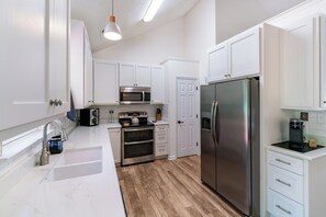 微波爐、焗爐、爐具、洗碗機