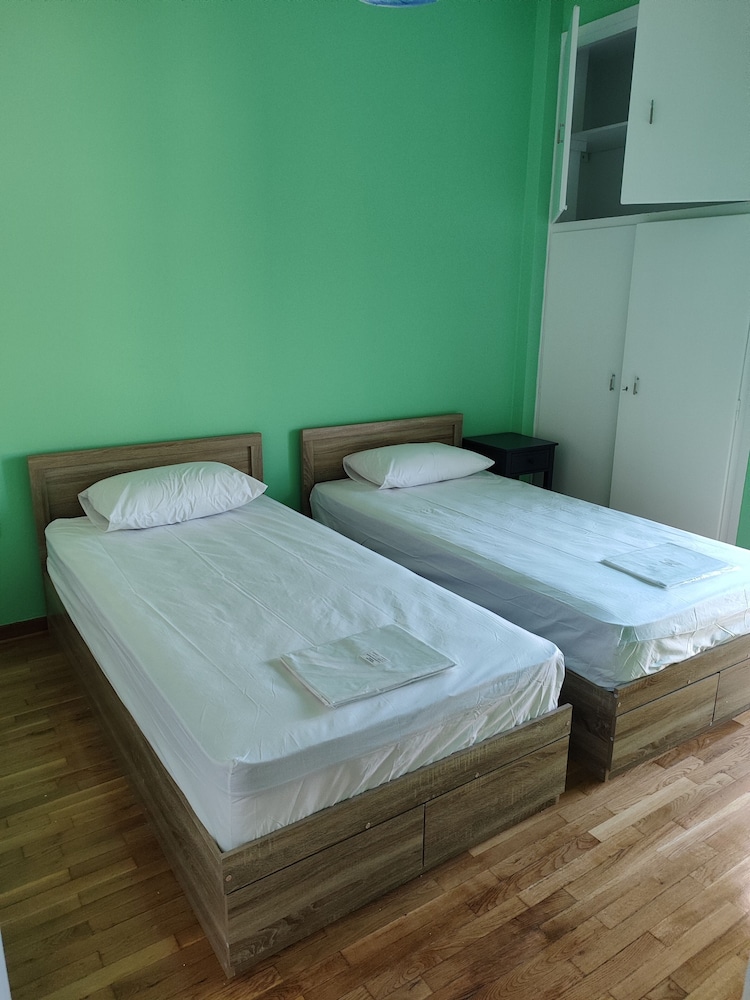 Image showcasing 13 Luxury Spa Hotels with Wellness Programs in the U.S.