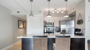 Coffee/tea maker, fridge, microwave, oven - Updated Key Largo Condo at Ocean Pointe - Private Beach & Balcony Views (Key Largo)