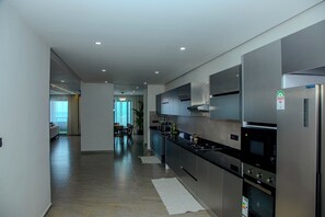 Microondas, horno y parrilla de estufa 