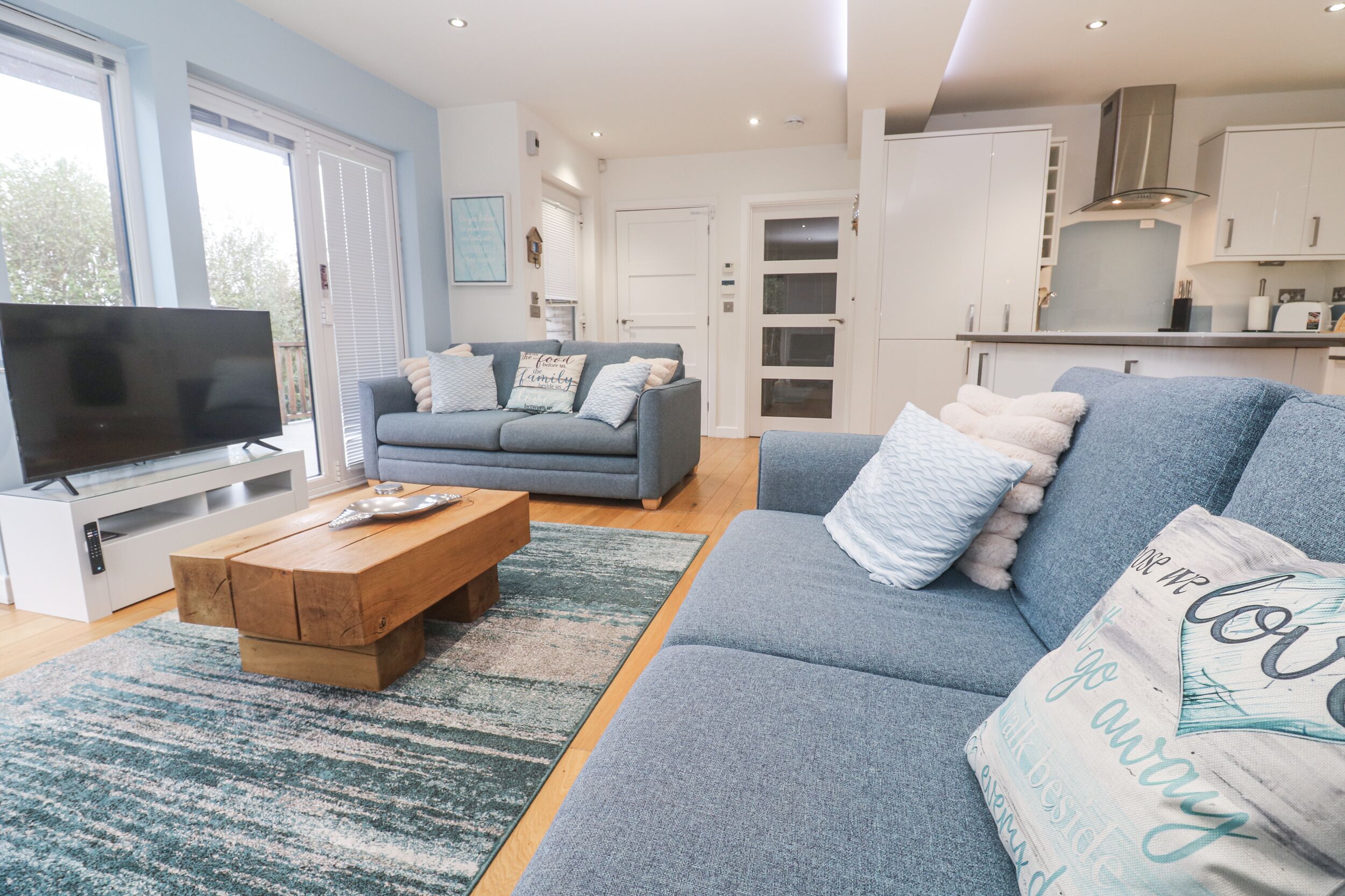 The Black Barnacle, Family Friendly, With Pool In Portreath - Portreath