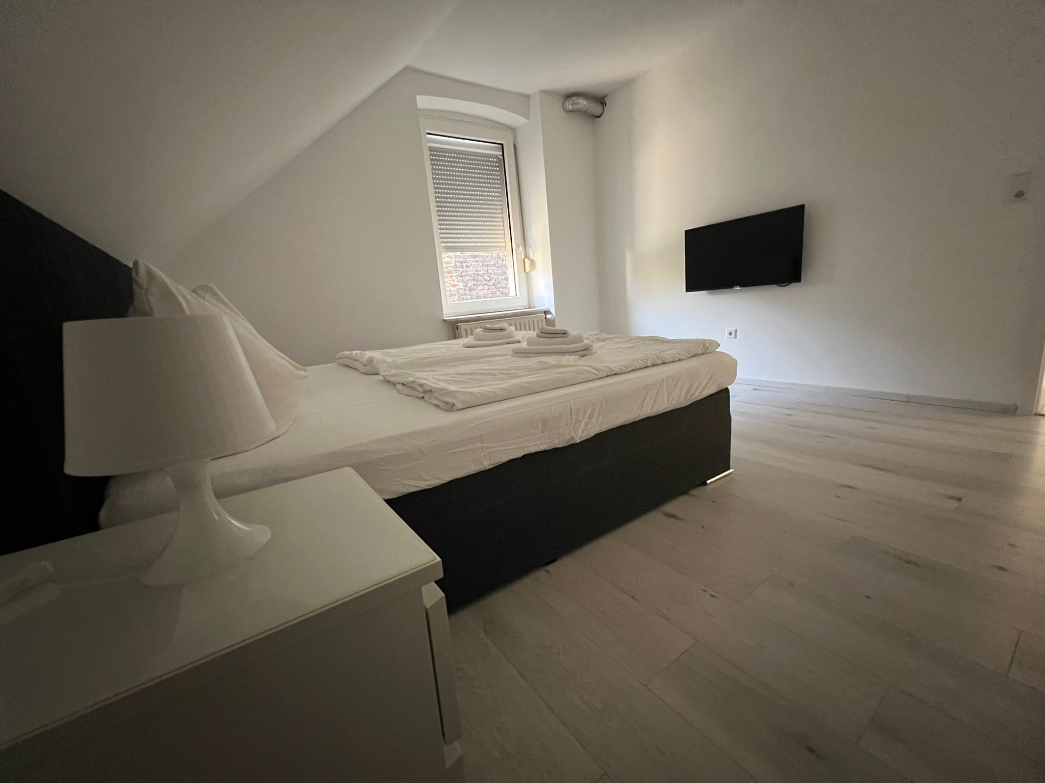 4 chambres, Wi-Fi gratuit, draps fournis