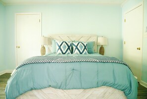 5 chambres, fer et planche à repasser, accès au Wi-Fi (inclus)