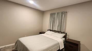 2 bedrooms, WiFi, bed sheets