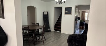 3-bedroom bungalow, centrally located in charming Saint Joseph