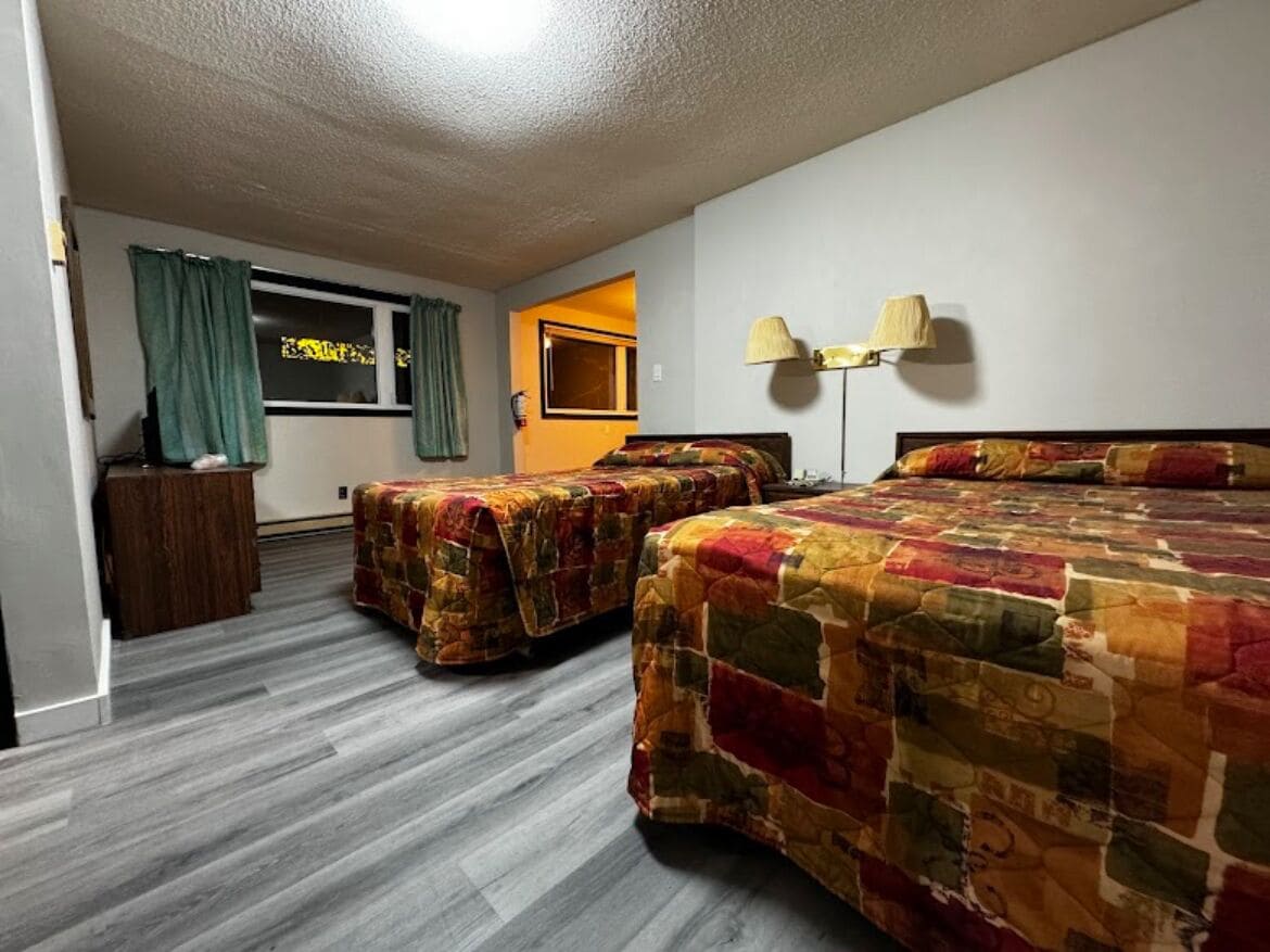 Family Suite, 2 Double Beds, Non Smoking, Pets not allowed | Private kitchen | Mini-fridge, microwave