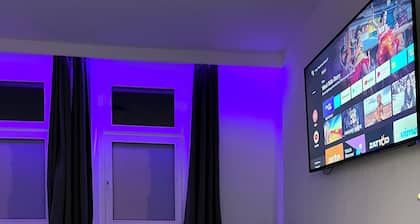 Freshly renovated City Apartments Essen KITCHEN WIFI near Düsseldorf Airport