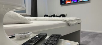 Freshly renovated City Apartments Essen KITCHEN WIFI near Düsseldorf Airport