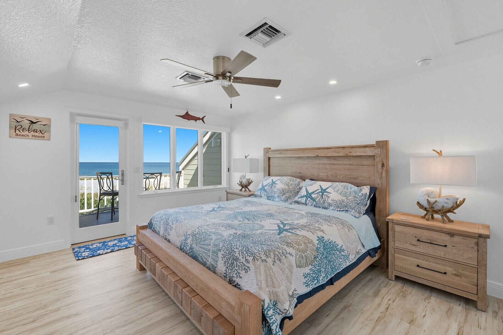 3 slaapkamers, een strijkplank/strijkijzer, internet, beddengoed